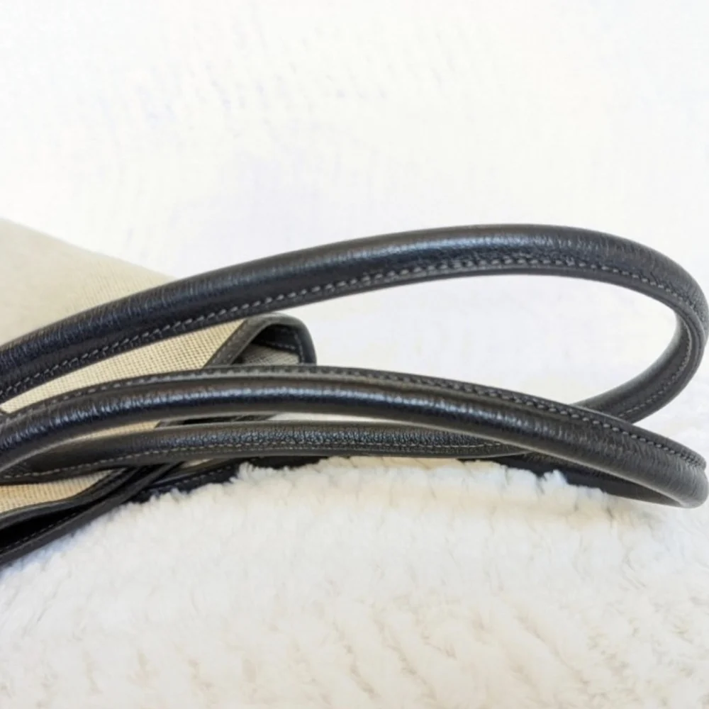 ā¤ļøSALEā¤ļøHermes Zipper Tote - Picture 11 of 13